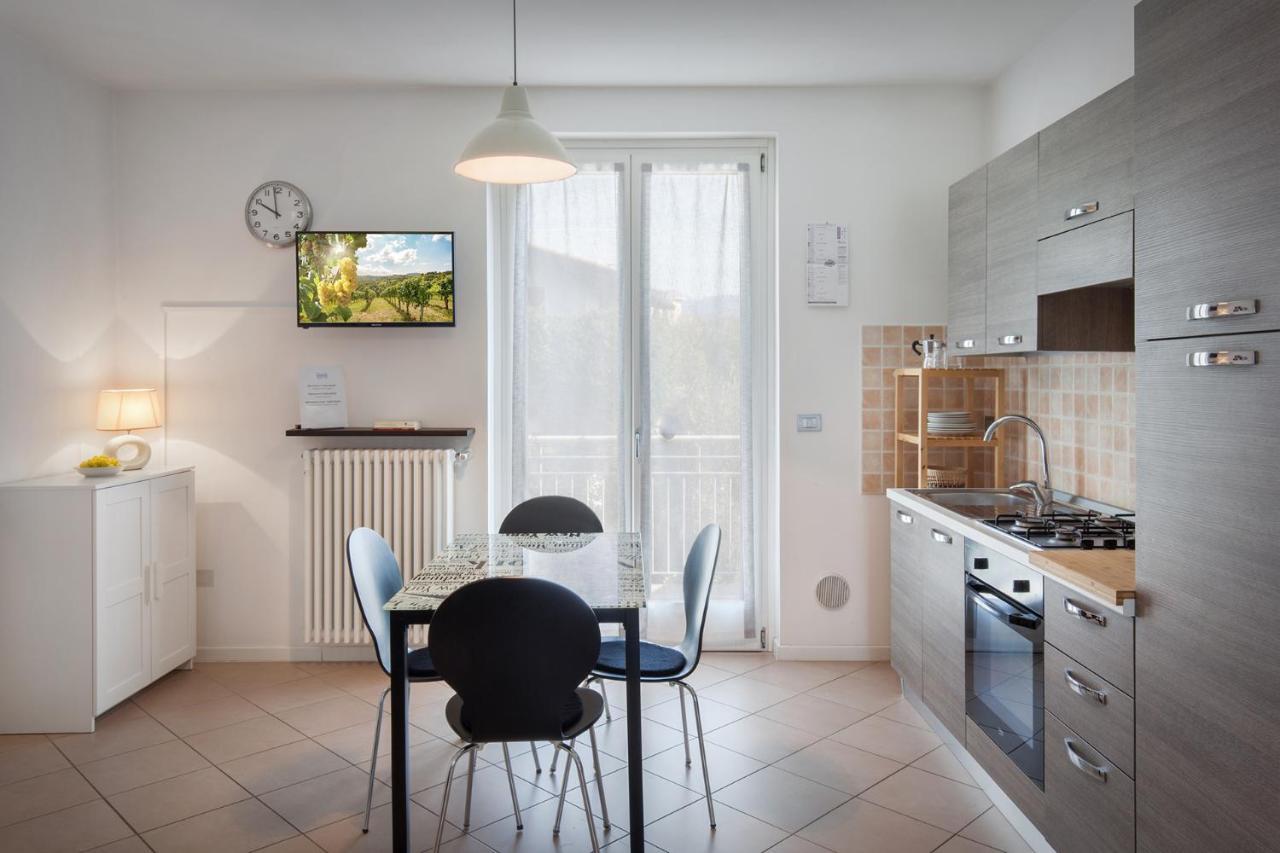 Casa Nadia - 3 Minuti Dall'Ospedale ネグラール エクステリア 写真